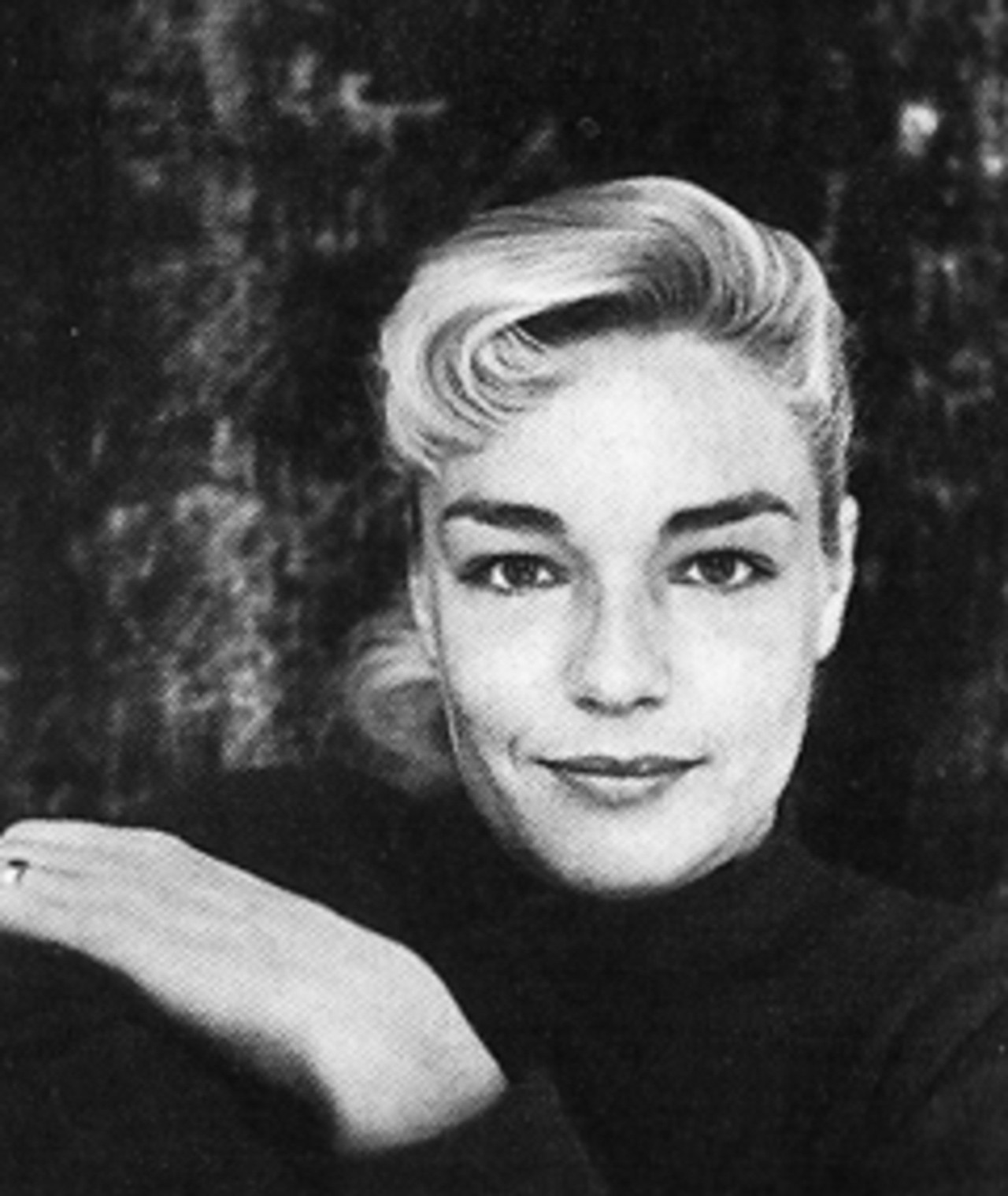 Photo of Simone Signoret