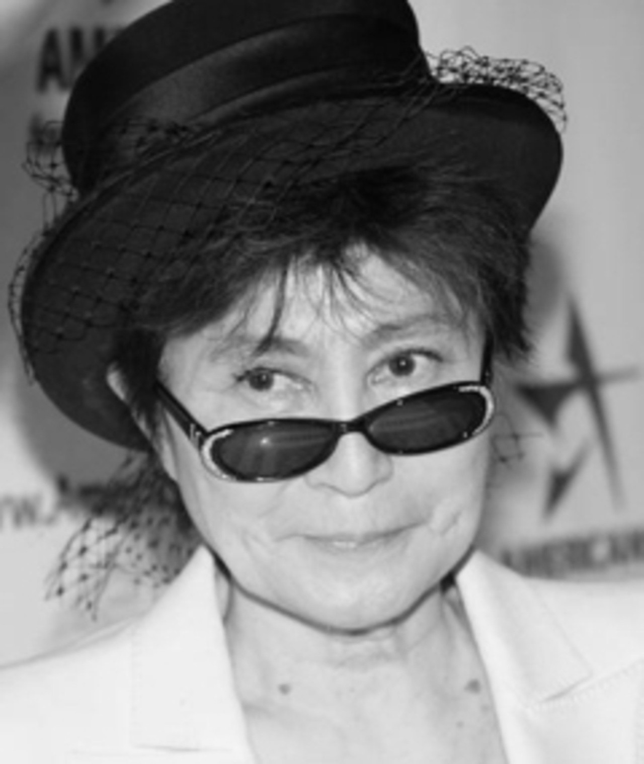 Photo of Yoko Ono