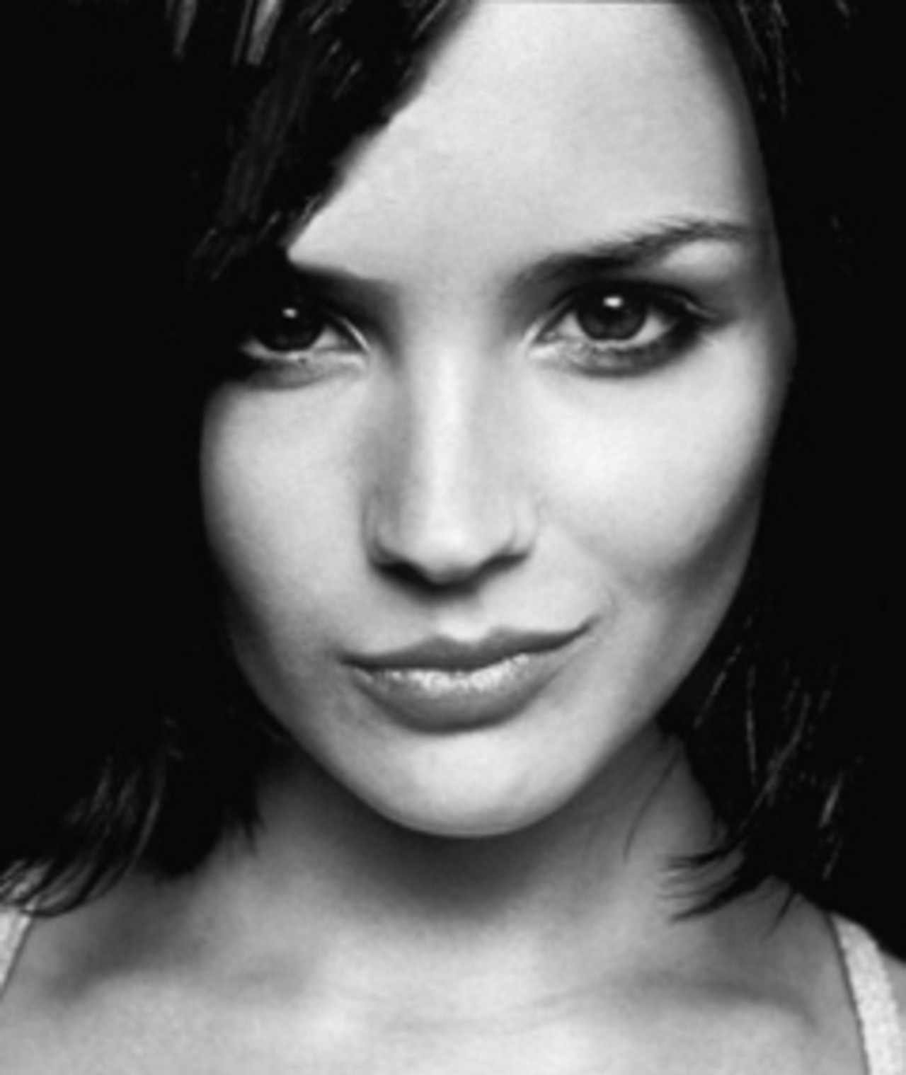 Photo of Rachael Leigh Cook