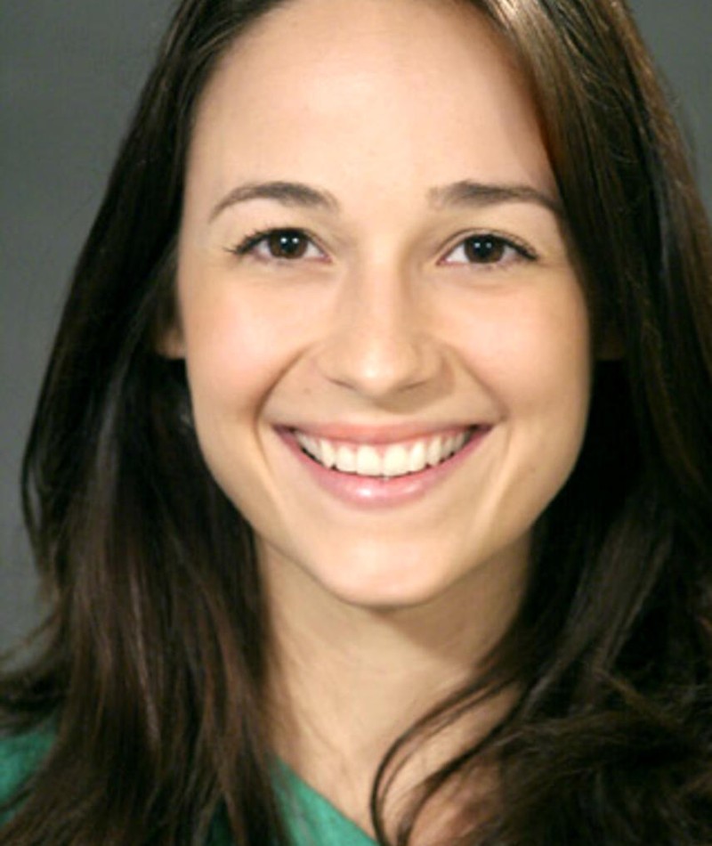 Photo of Lisa E. Fávero