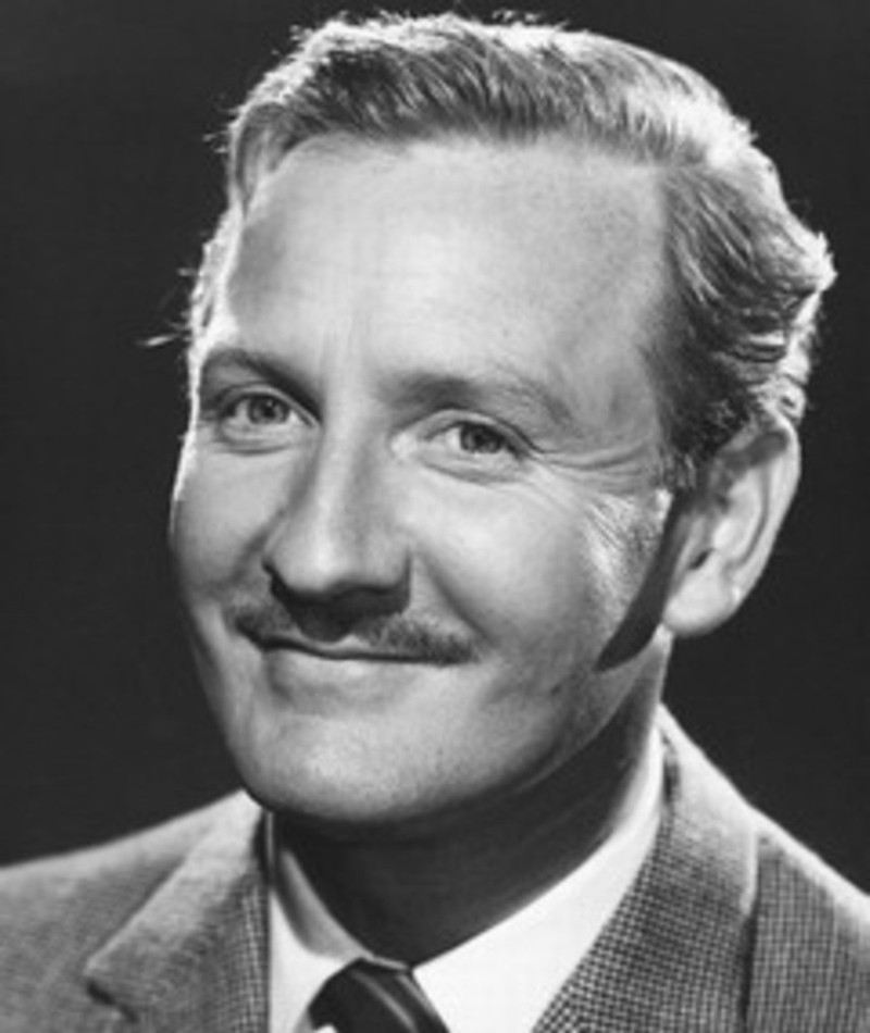 Photo of Leslie Phillips