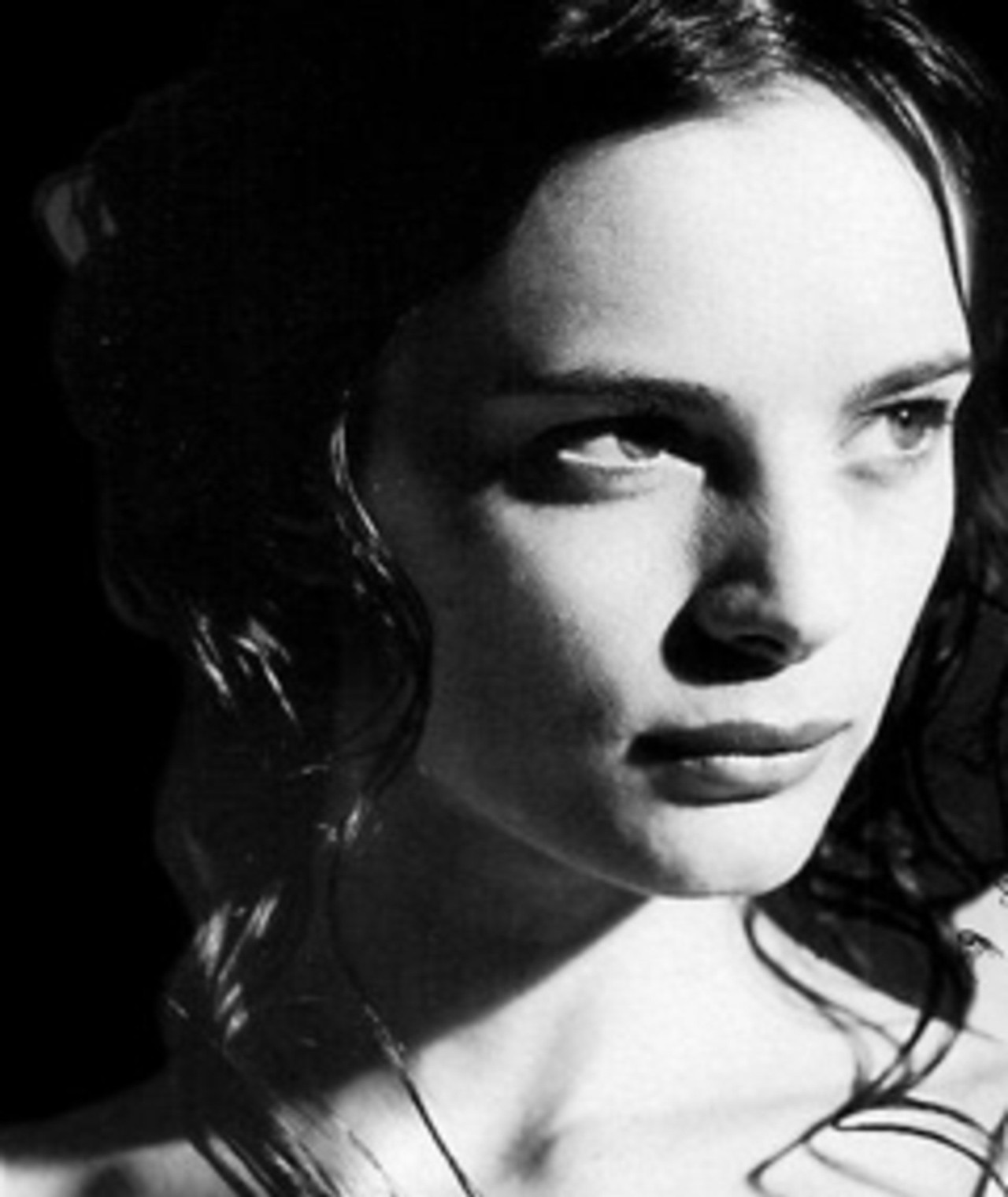 Photo of Gabrielle Anwar