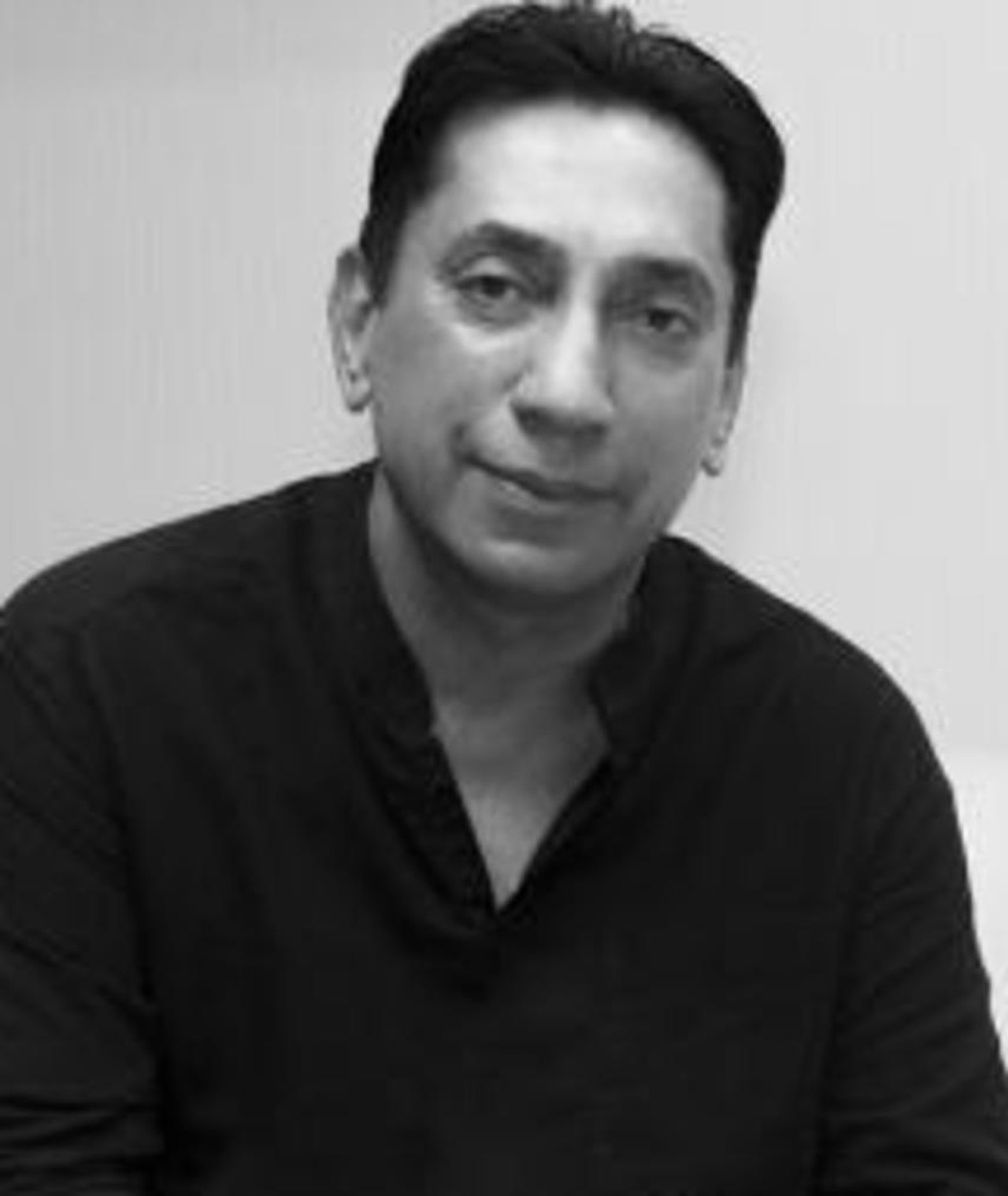 Photo of Chand Parwez Servia
