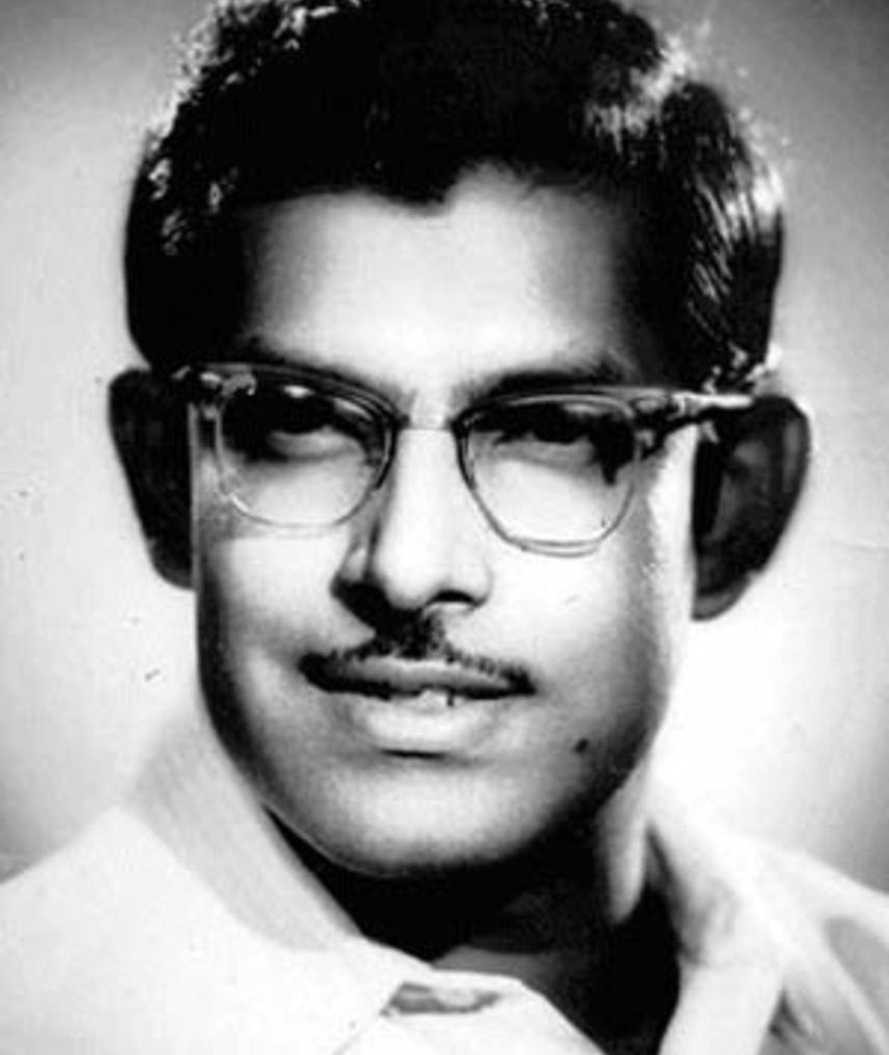 Photo of Hrishikesh Mukherjee