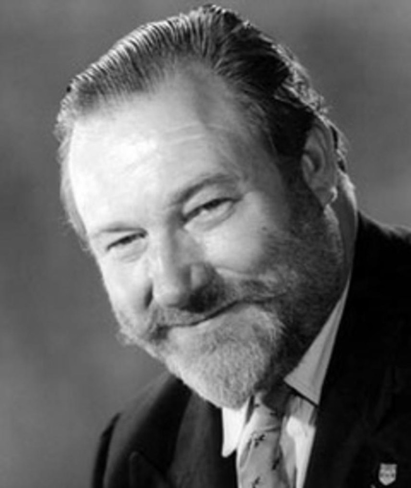Photo of James Robertson Justice