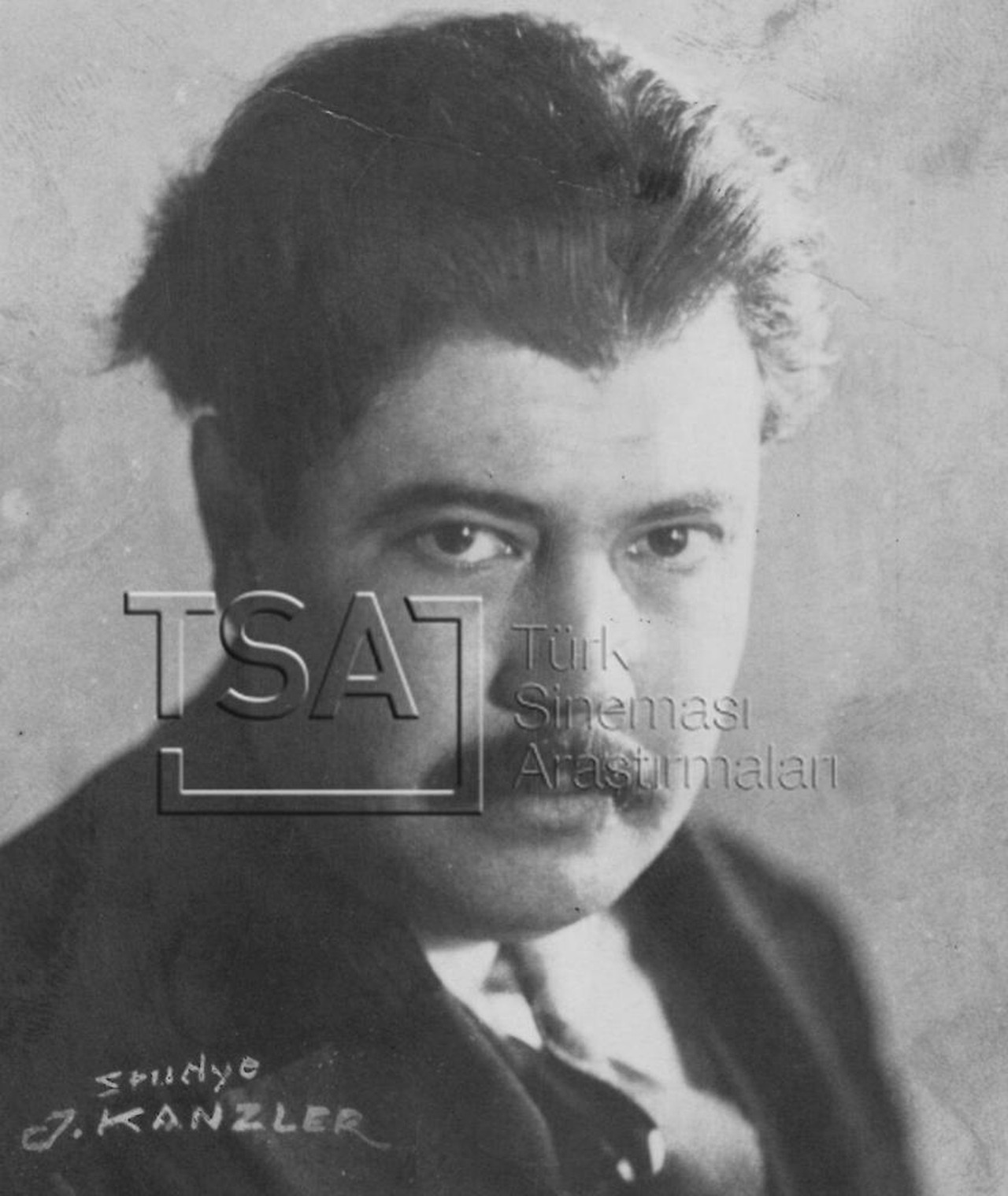 Sait Köknar fotoğrafı