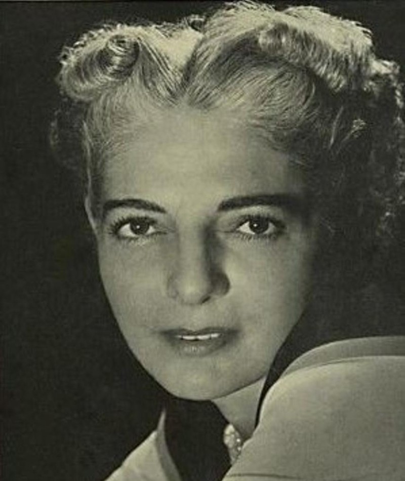 Photo of Laura Z. Hobson