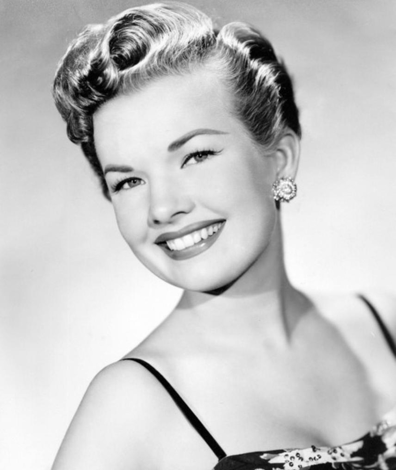 Gale Storm – Movies, Bio and Lists on MUBI