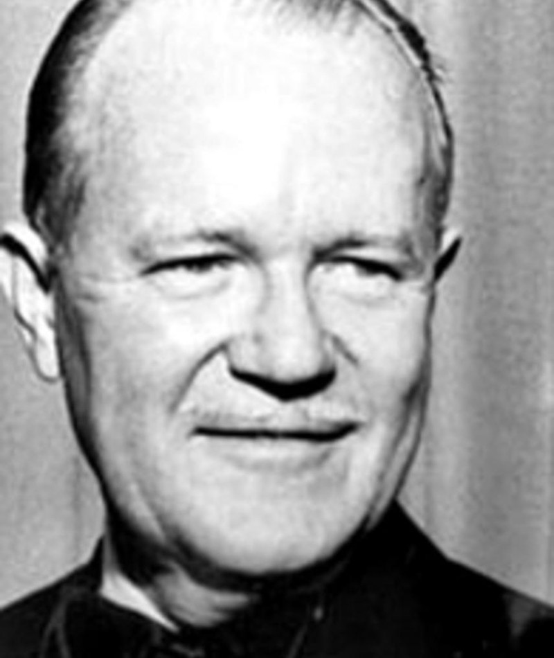 Photo of William L. Hendricks