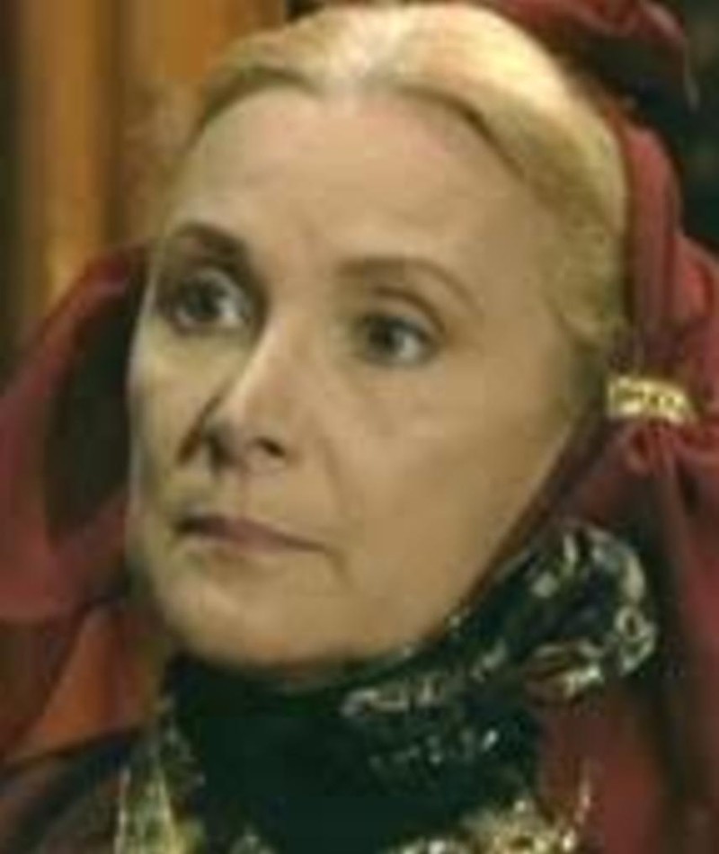 Beatriz Martínez Movies, Bio and Lists on MUBI