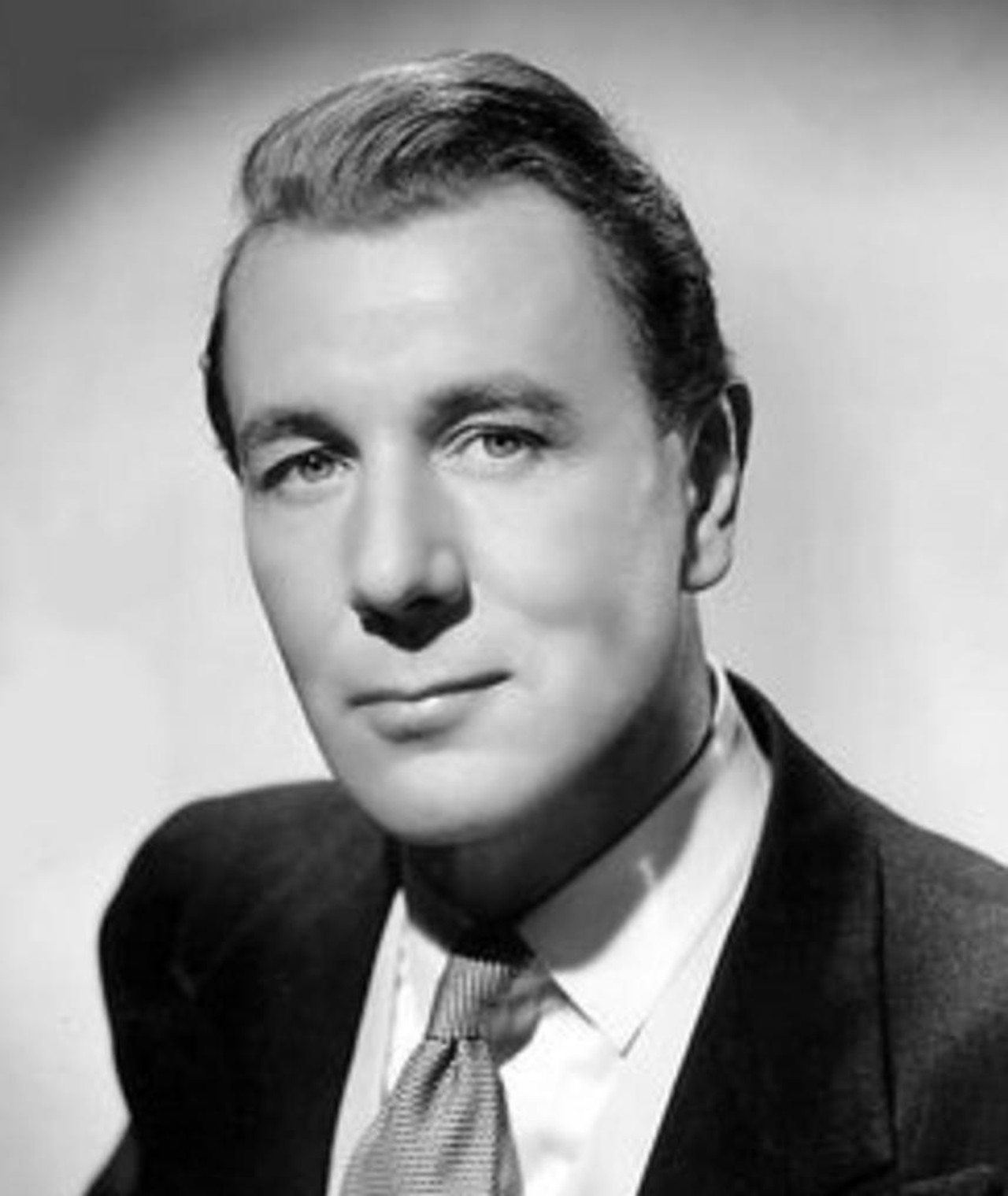 Photo of Michael Redgrave