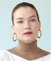 Hannah Gross fotoğrafı