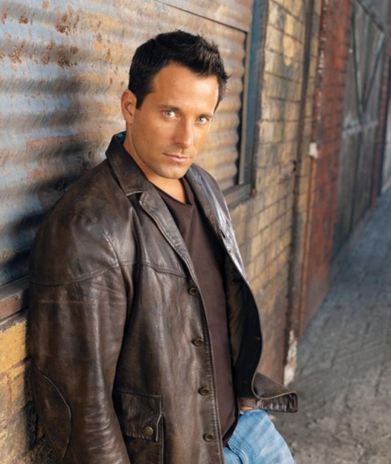 Photo of Johnny Messner