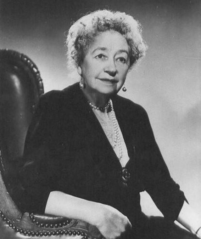 Photo of Dame May Whitty