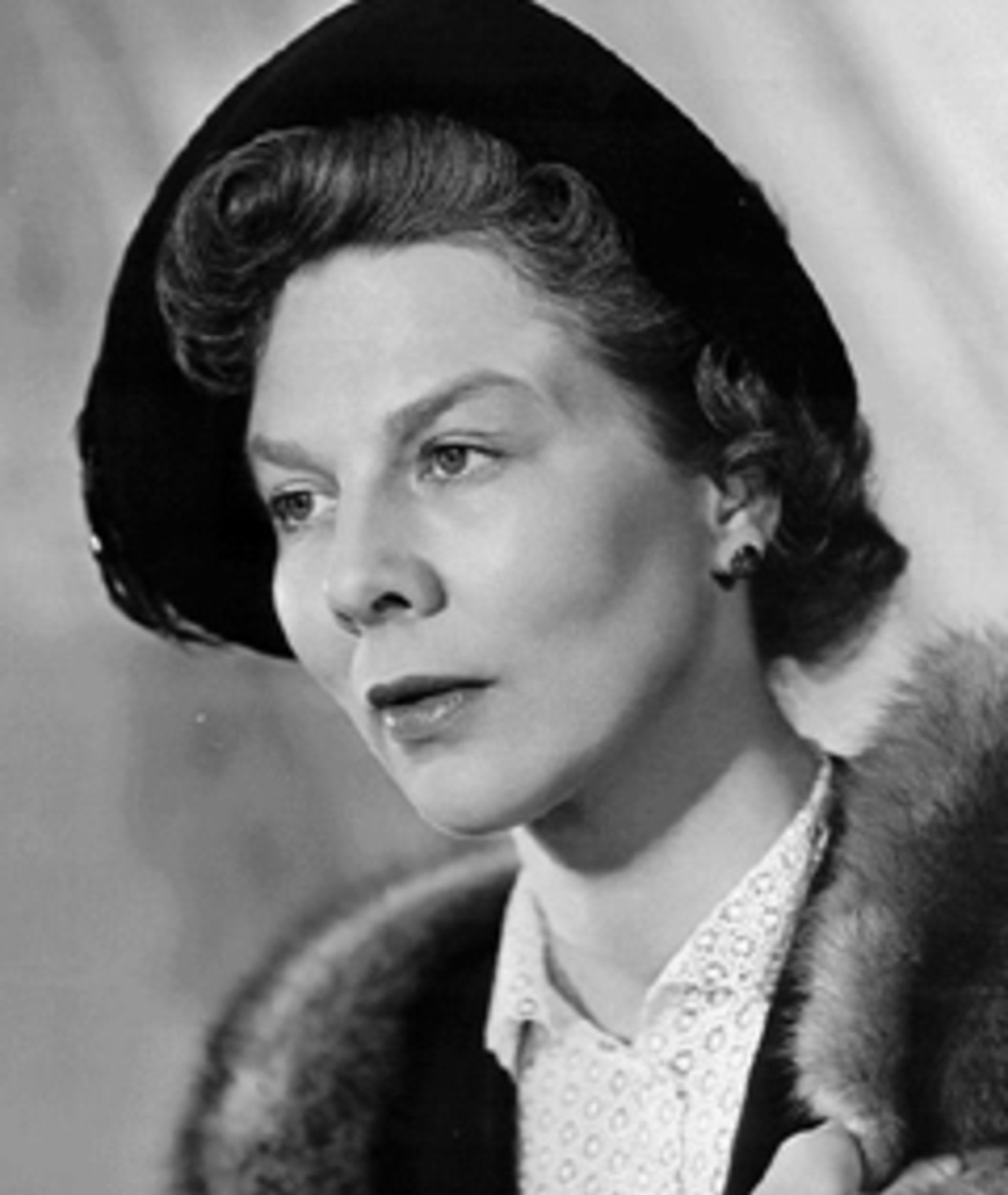Photo of Wendy Hiller