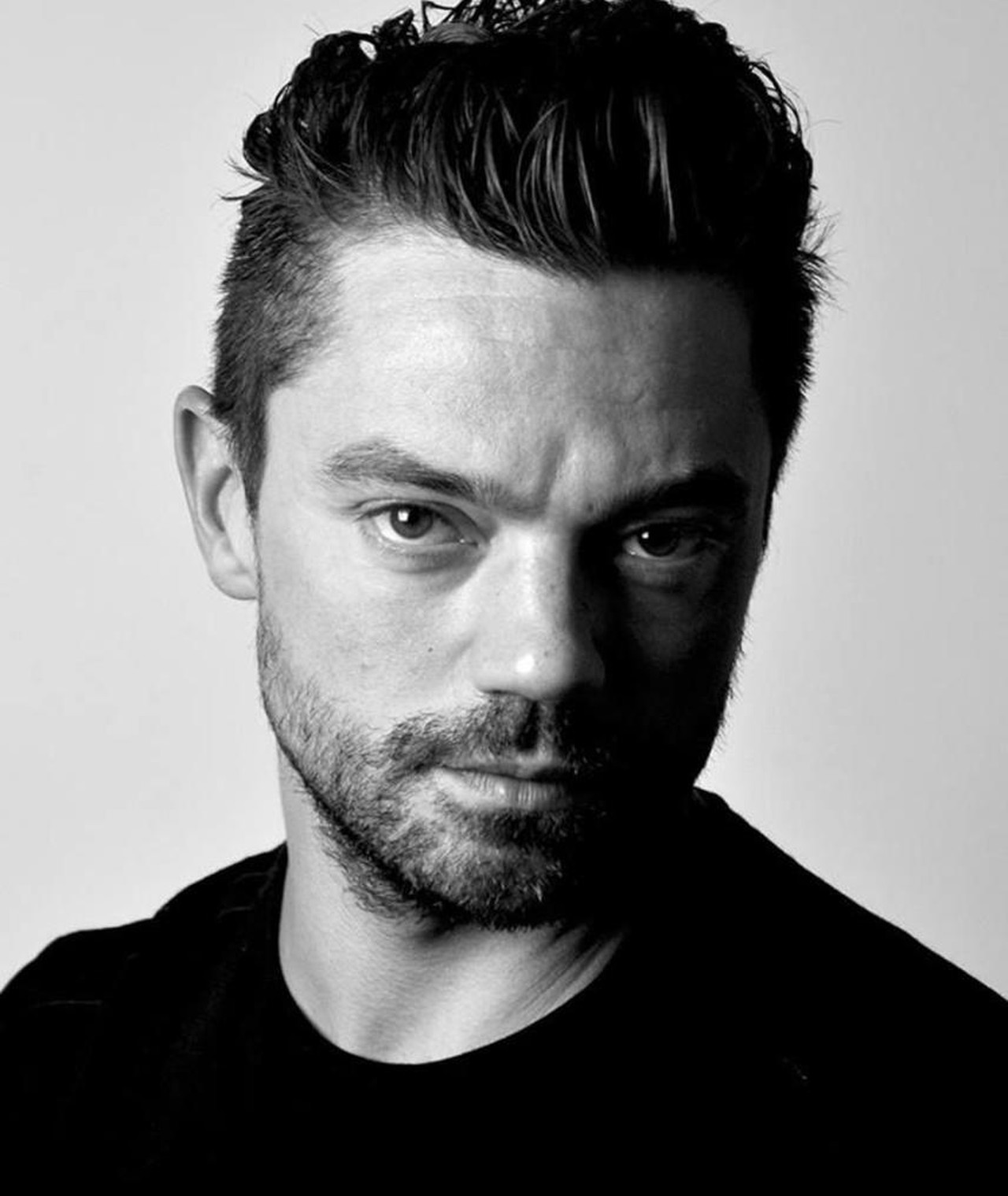 Photo of Dominic Cooper