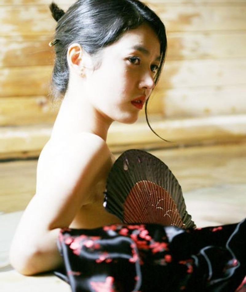 Photo of Hyeon-jin Yeonwoo