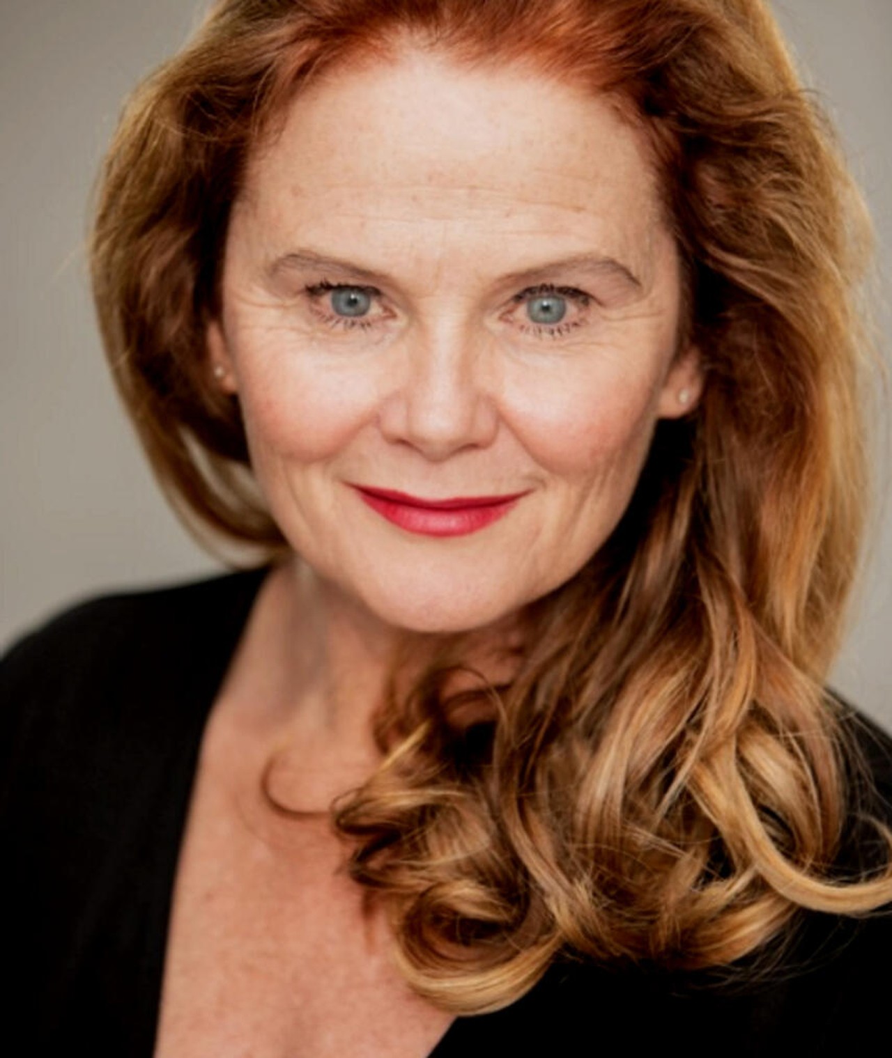 Photo of Julie Mullins