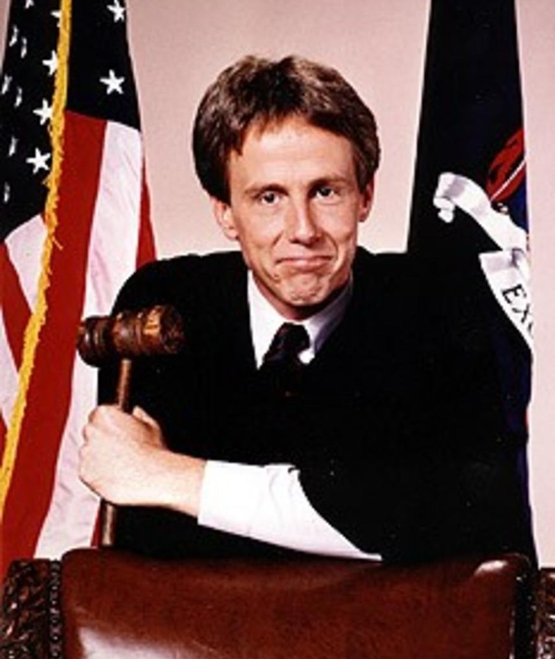 Photo of Harry Anderson