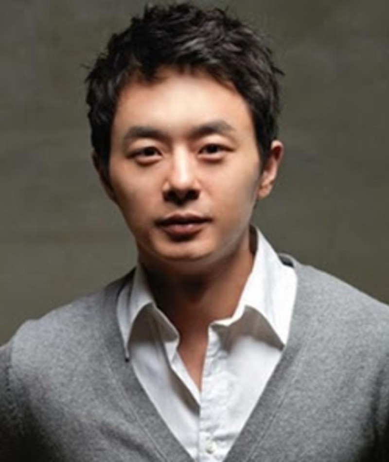 Lee Wonjae Movies, Bio and Lists on MUBI