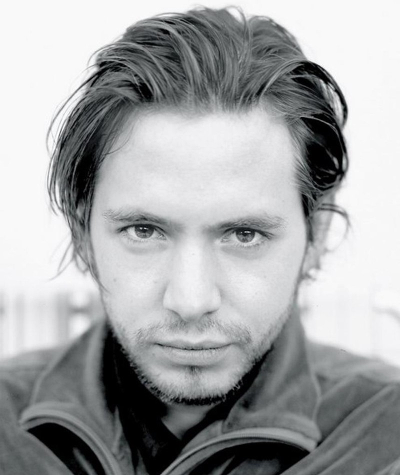 Photo of Aaron Stanford