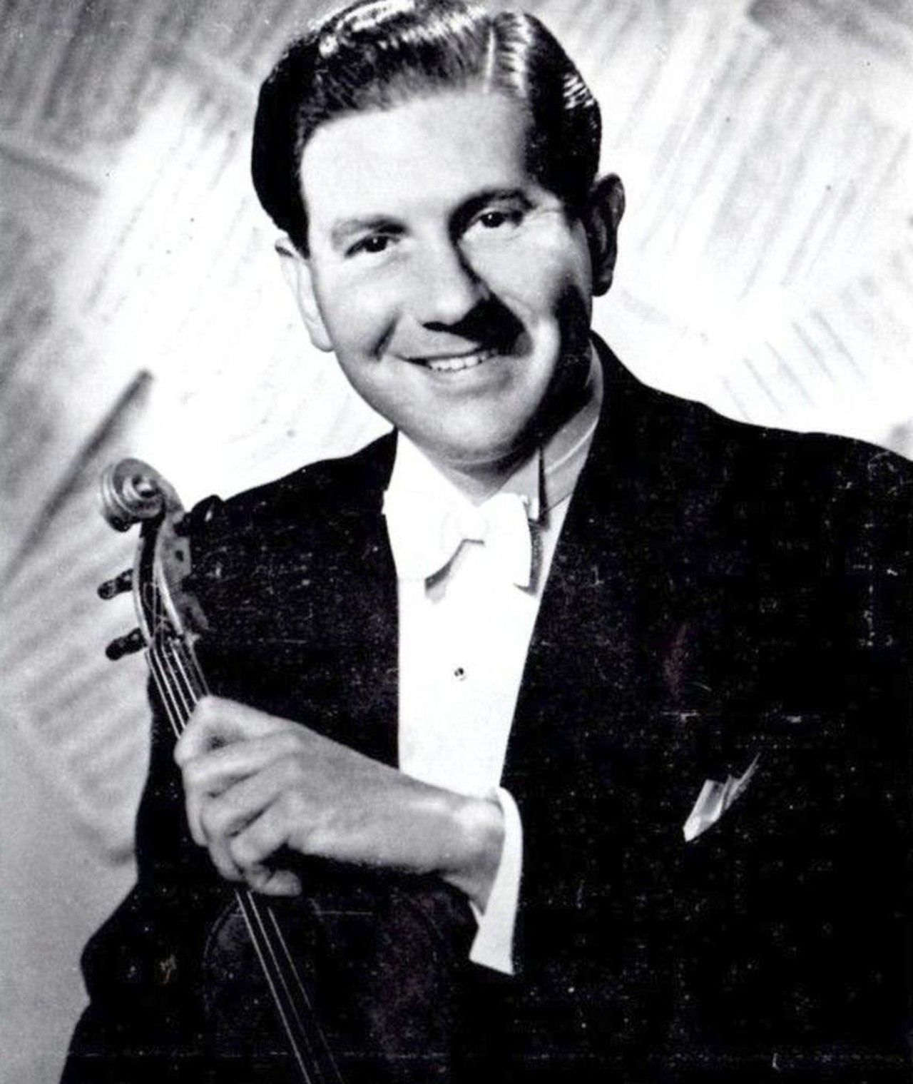 Photo of Cecil Barker