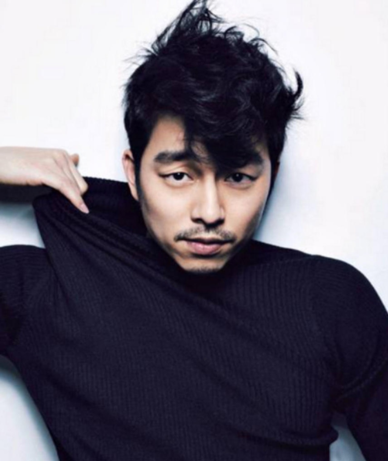 Gong Yoo Movies Bio And Lists On MUBI Gong Yoo Movies Bio And Lists On MUBI