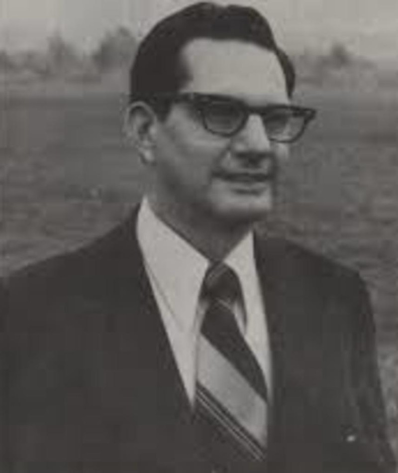 Hal Walker Movies, Bio and Lists on MUBI