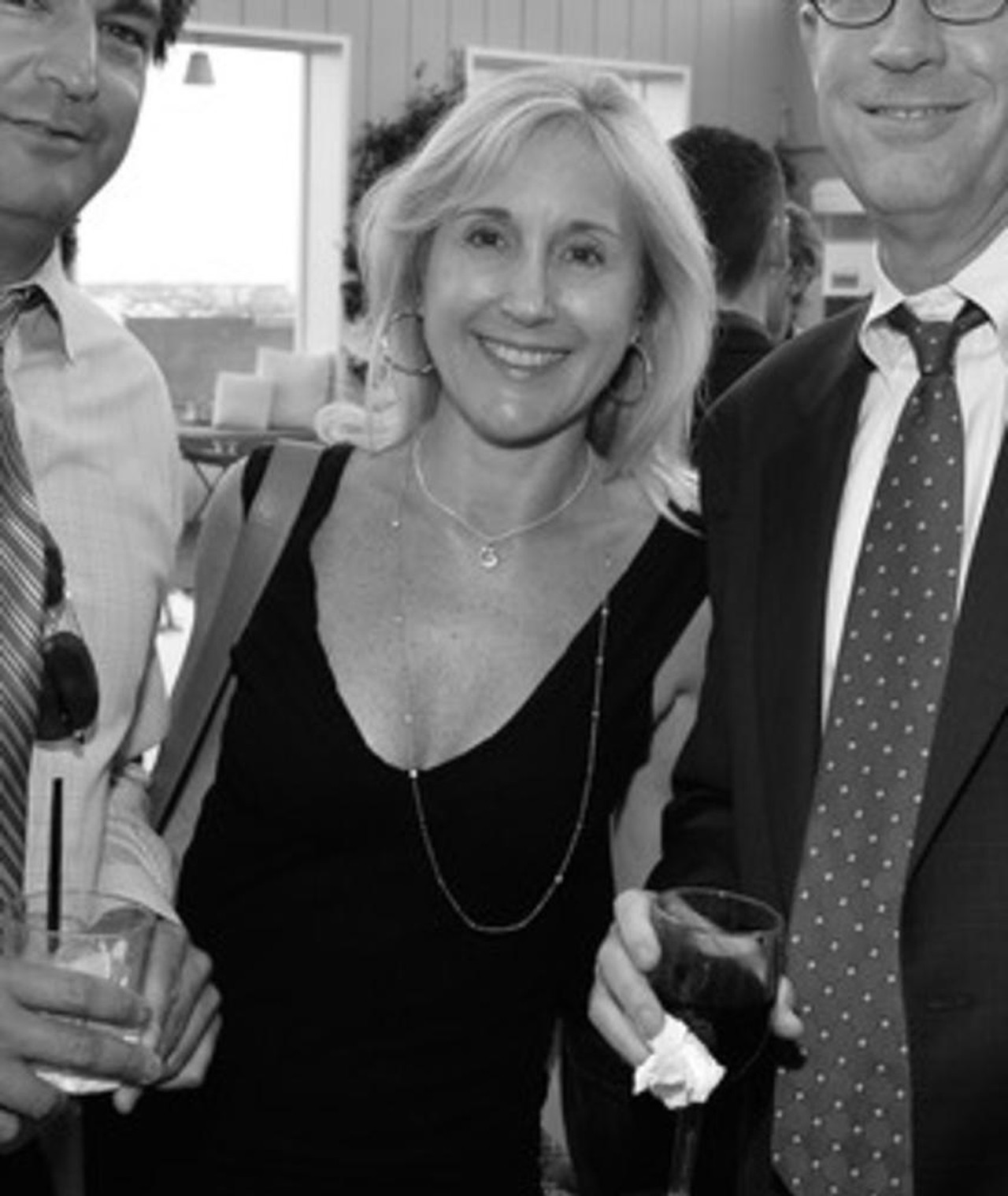 Photo of Lauri Apelian
