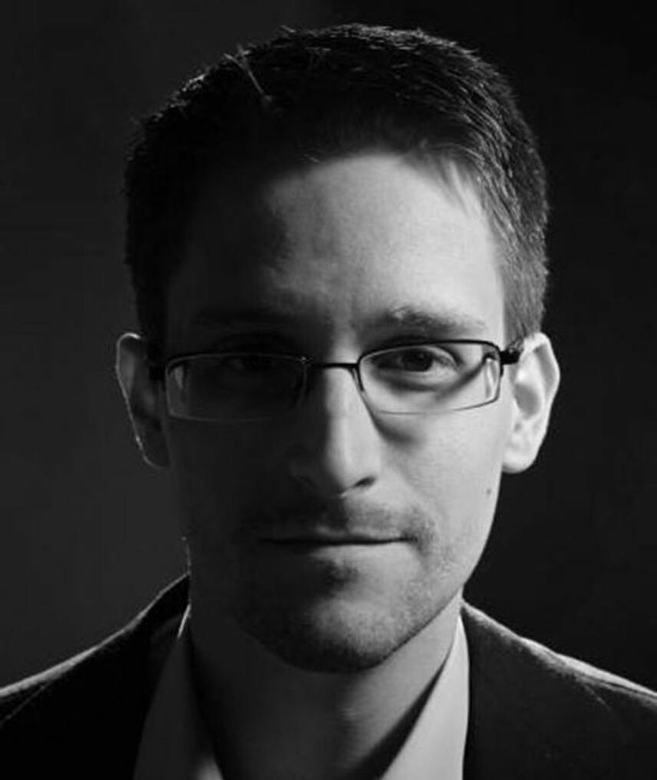 Edward Snowden fotoğrafı