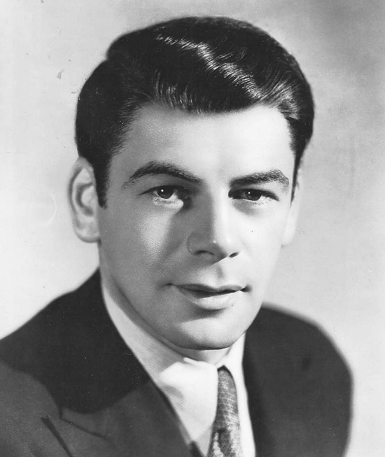 Photo of Paul Muni