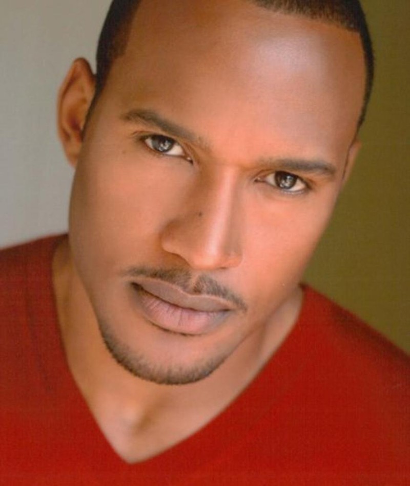 Photo of Henry Simmons