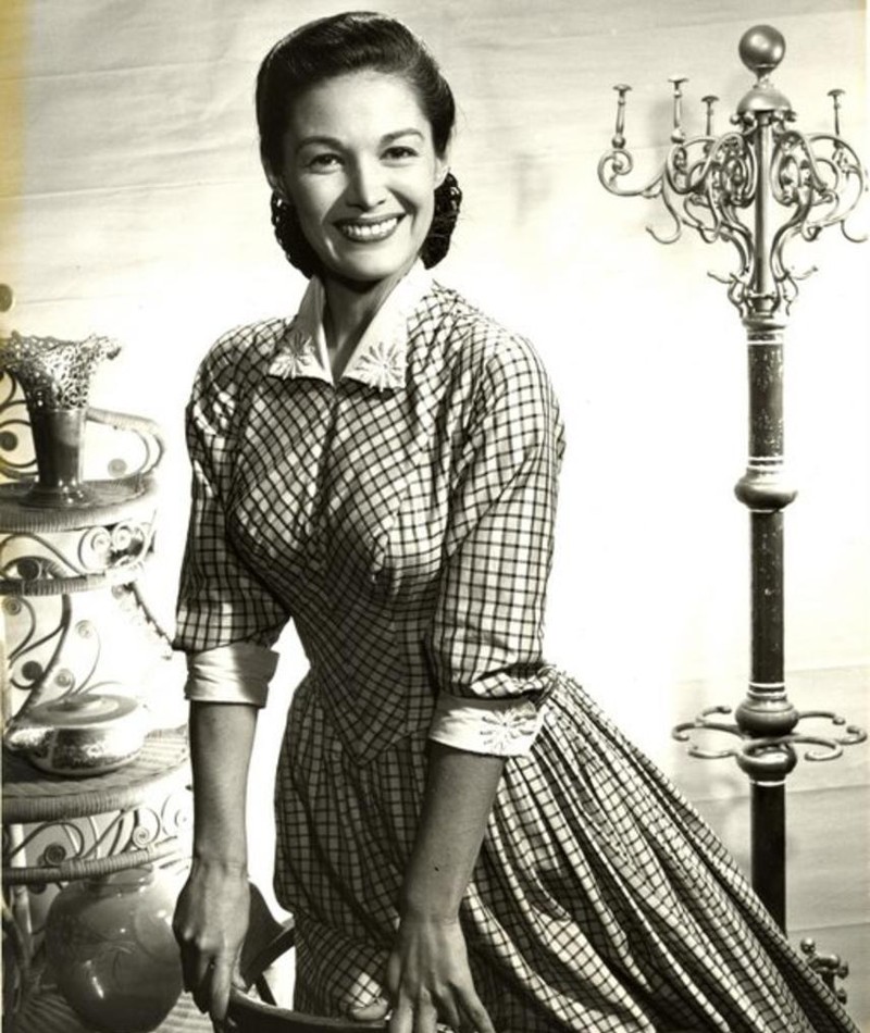Photo of Joan Taylor