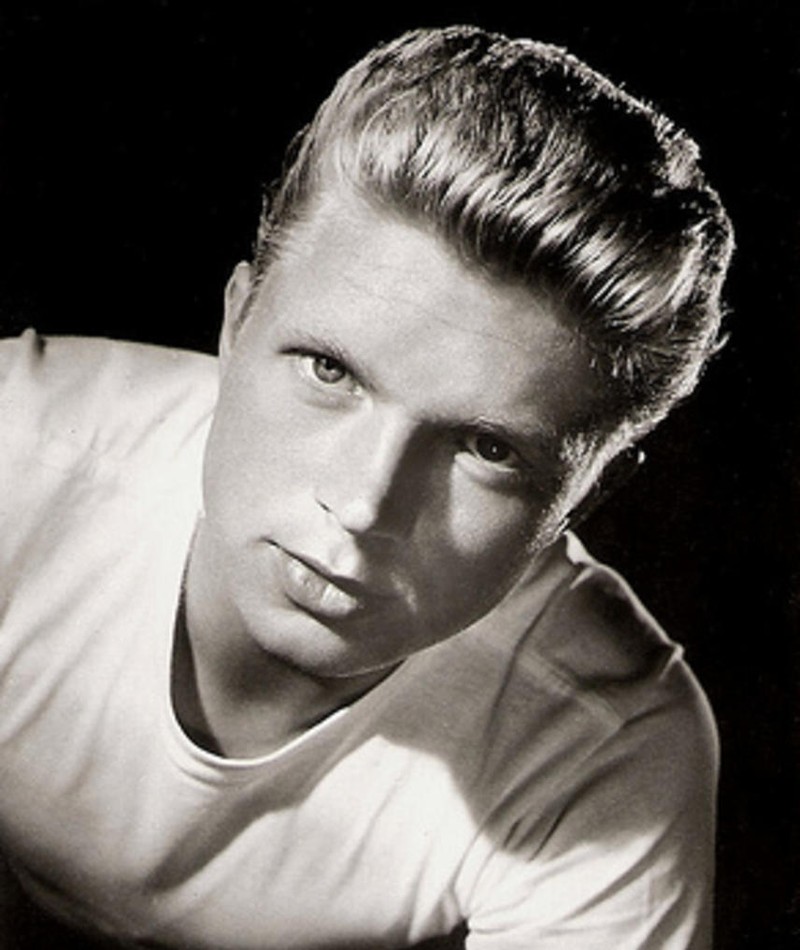 Hardy Ruckert Hardy Krüger – Movies, Bio and Lists on MUBI