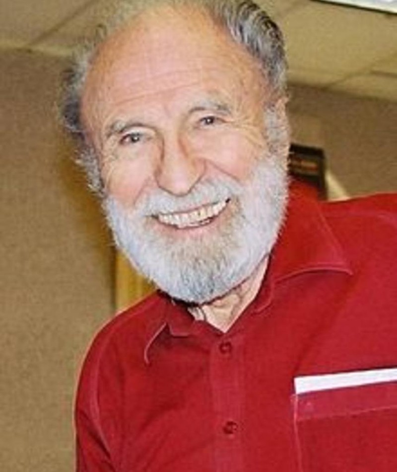 Photo of Barry Morse