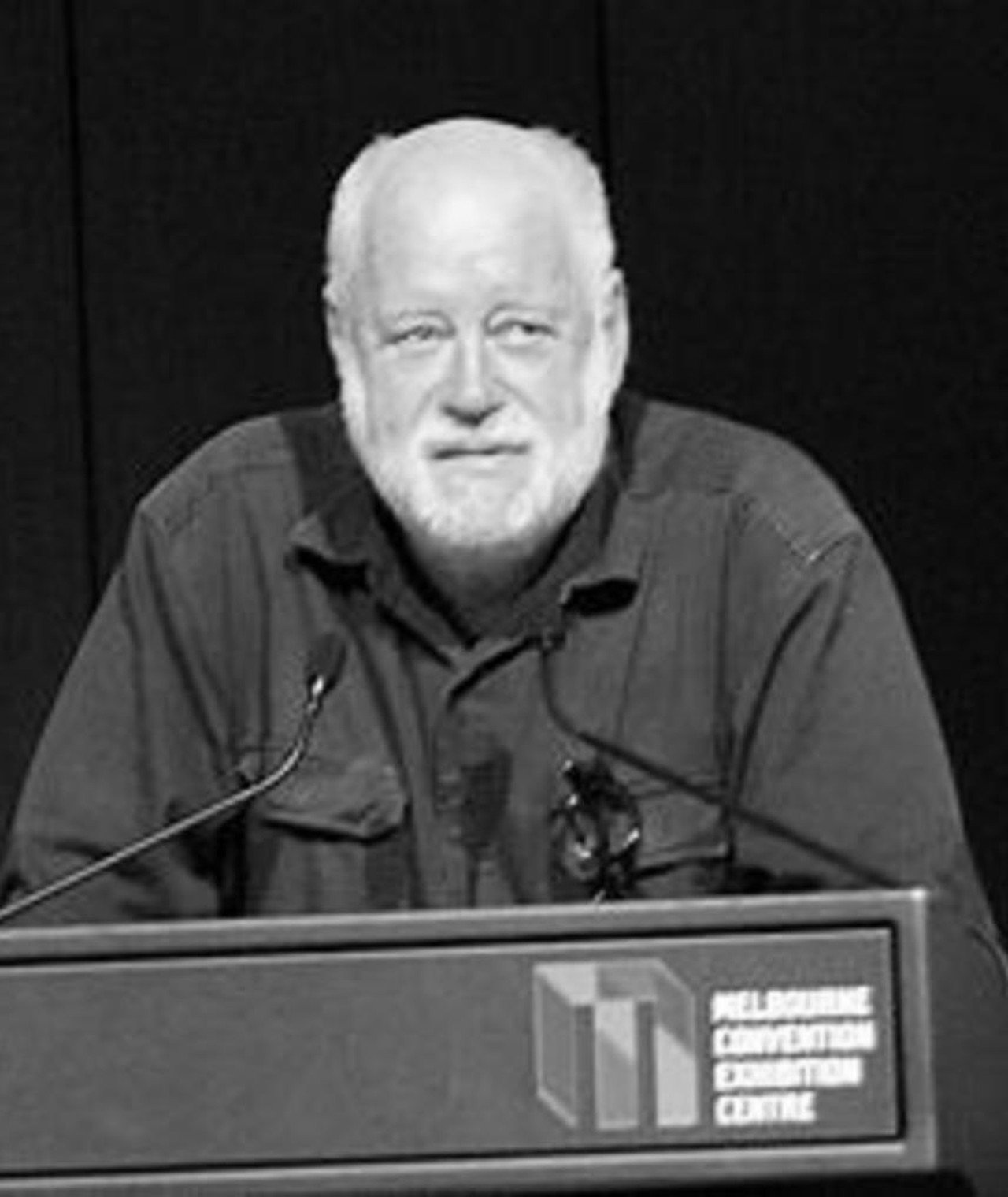 Photo of Phillip Adams