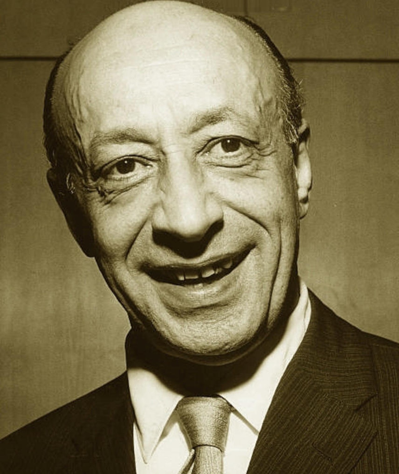 Photo of Ernst Neubach