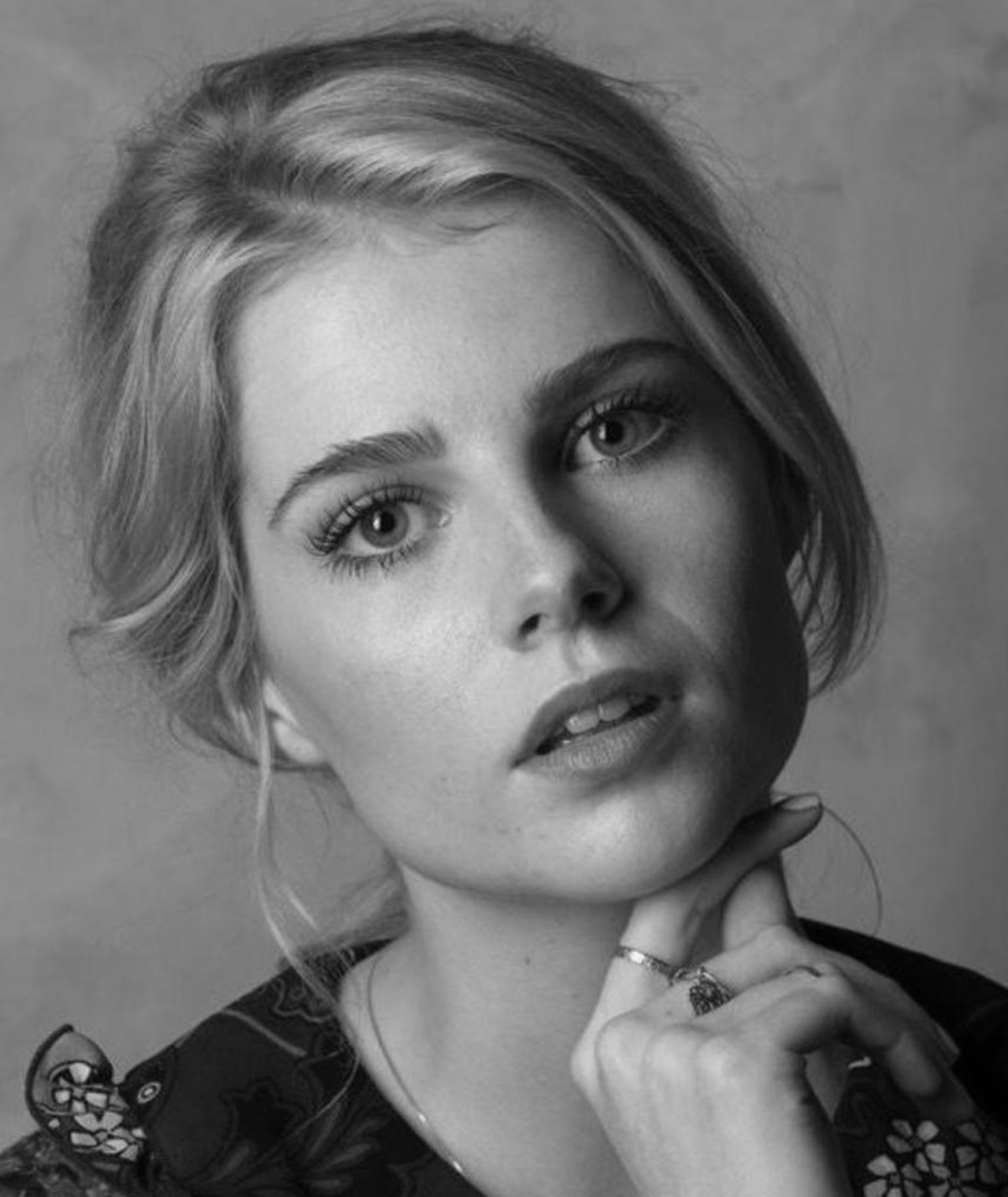 Photo of Lucy Boynton