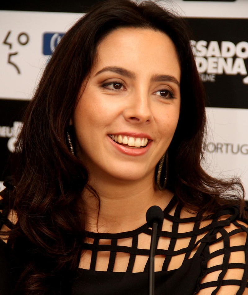 Photo of Julia Rezende