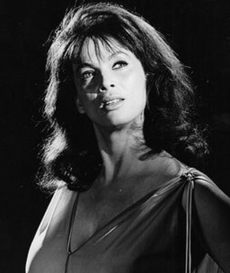 Marie Gomez Filme, Bio und Listen auf MUBI