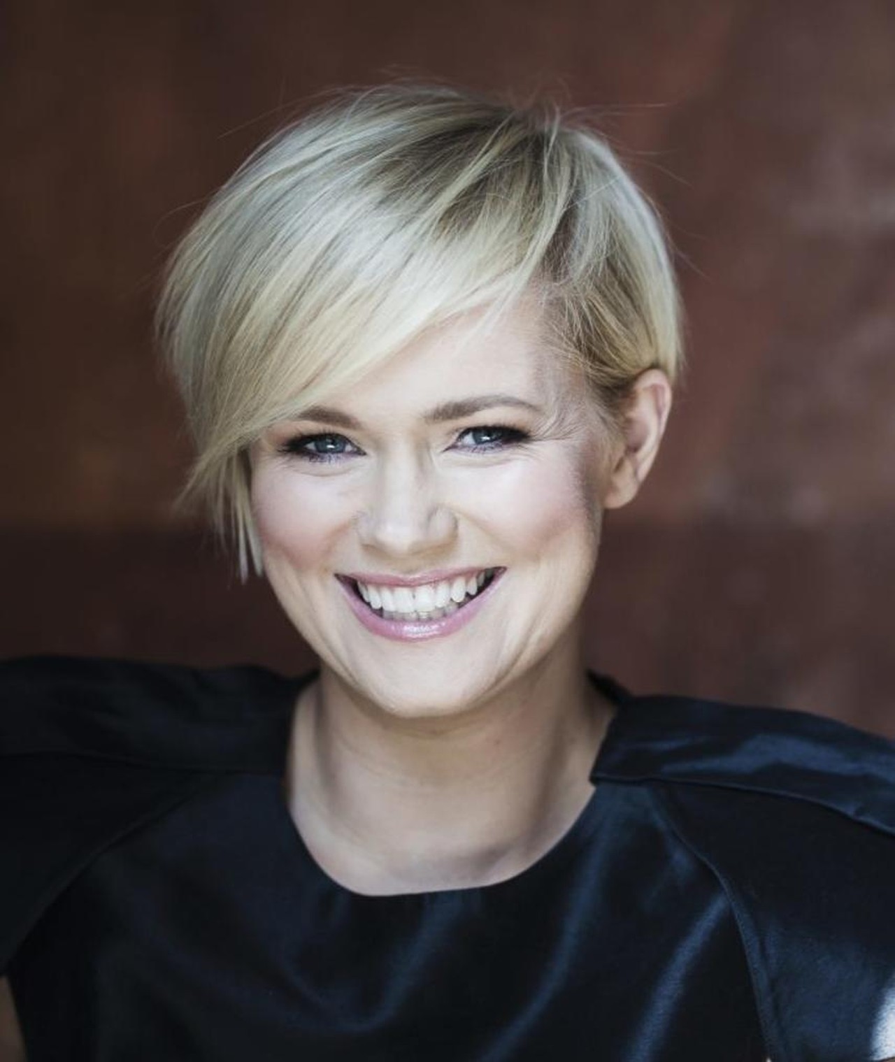 Cecelia Ahern – Movies, Bio and Lists on MUBI