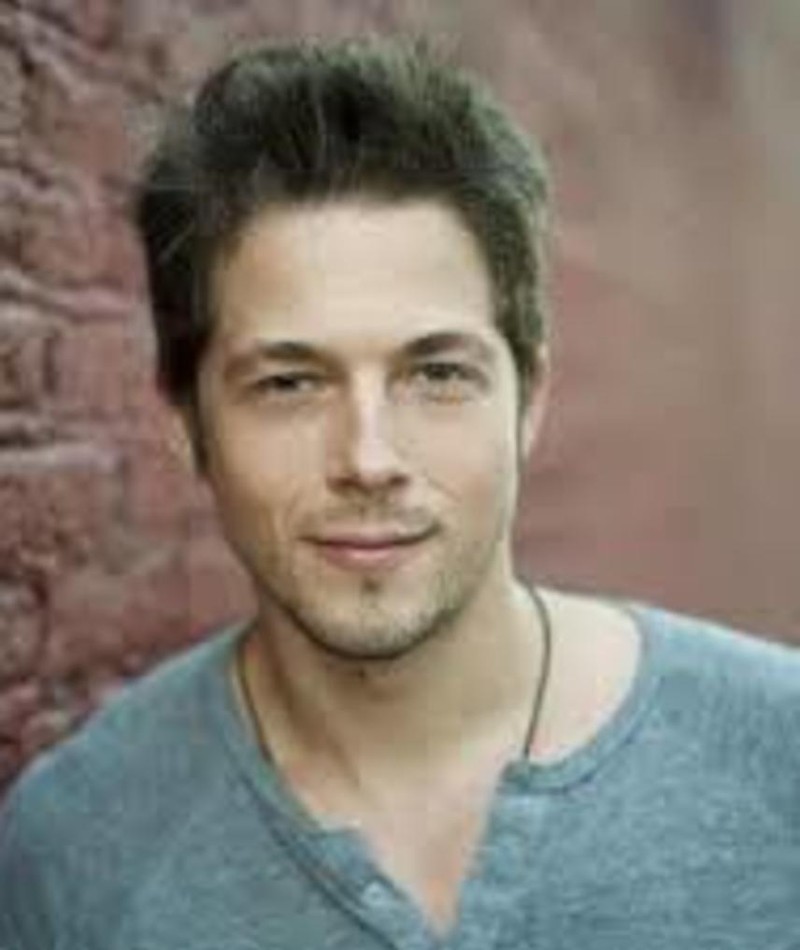 Shawn Roe – Movies, Bio and Lists on MUBI