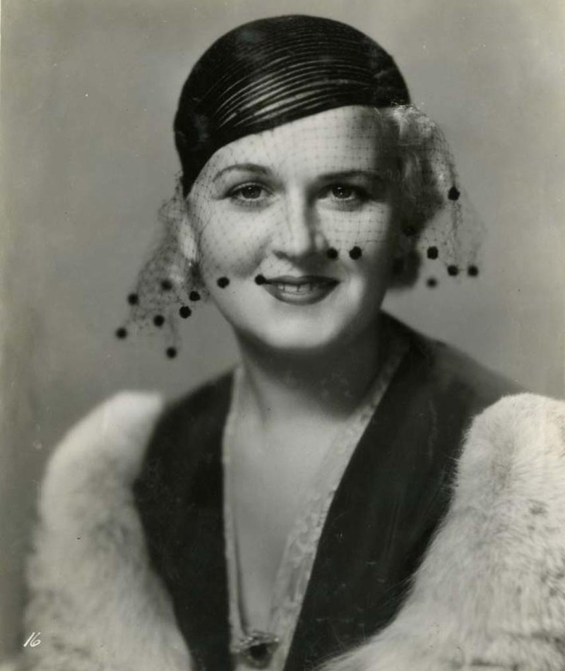 Vivien Oakland Movies, Bio and Lists on MUBI