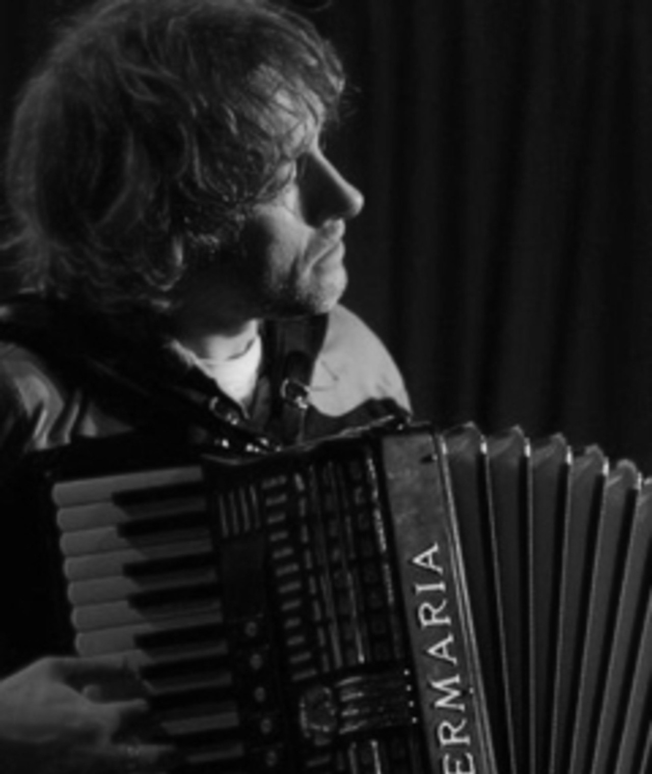 Photo of Yann Tiersen