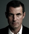 Foto di Claes Bang
