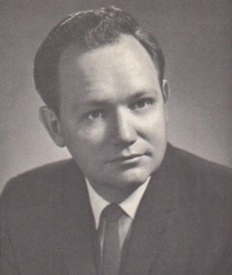 Photo of Lawrence V. Fisher
