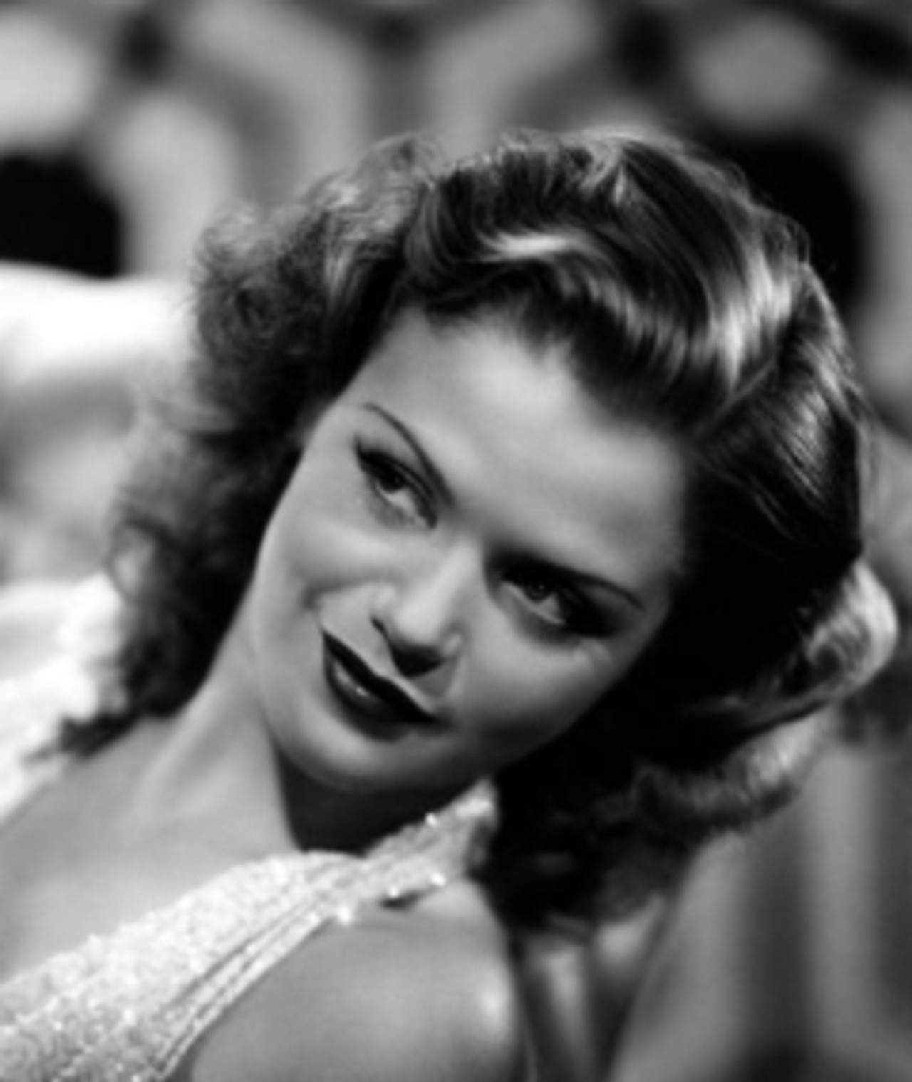 Photo of Simone Simon