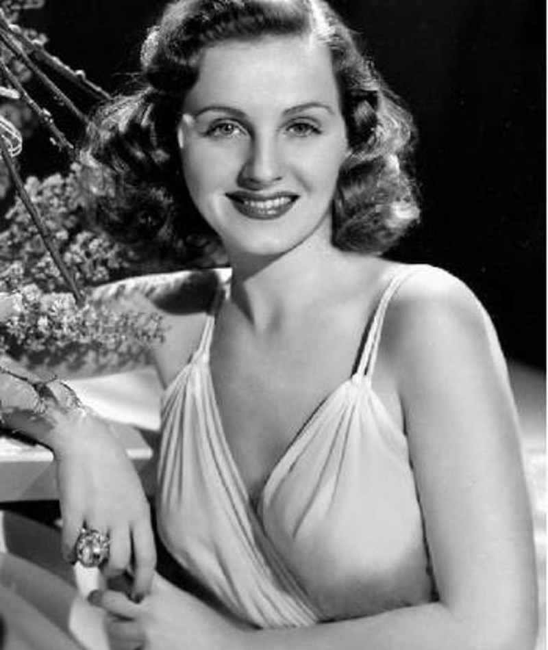 Photo of Constance Moore