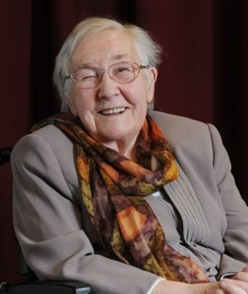 Elaine Movies, Bio and Lists on MUBI