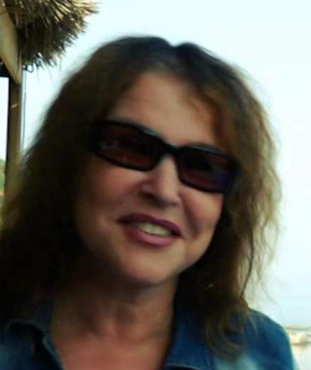 Djamila Arres Movies, Bio and Lists on MUBI